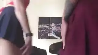 جلسة اختراق مزدوج بين الأعراق: أبيلا دانجر تمارس الجنس مع الجار والشريك