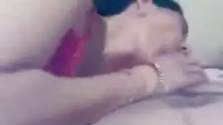 زوجة وقحة تحب القضيب الكبير من أفضل أصدقاء زوجها