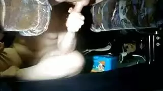 موقع تايواني إباحي صريح على الموقع الأزرق