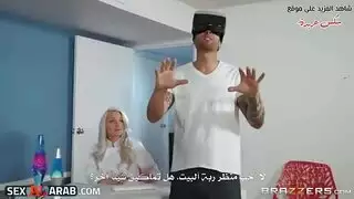 صنع صديقة محاكاة لألعاب الكبار الإباحية الصريحة