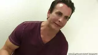 مؤخرتها الكبيرة تتوسل لجنس طوال الليل