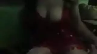 وجهة نظر: أنت تراسل عاهرة مغربية تريد قضيبك