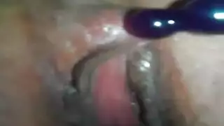 فيلم إباحي: مؤخرة وفرج مفتوحان على مصراعيهما للكاميرا