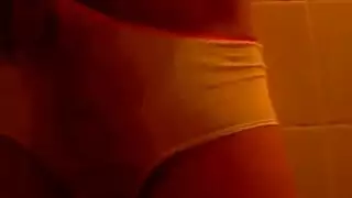 صور إباحية متحركة: لعب شرجي صريح وسحاق