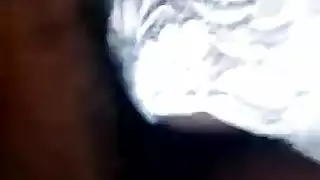 مص متحرك بقوة مع بلع اللعاب