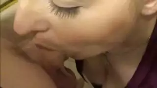 milf تشتهي قضيب ابن الزوج الكبير أكثر من زوجها مشهد إباحي