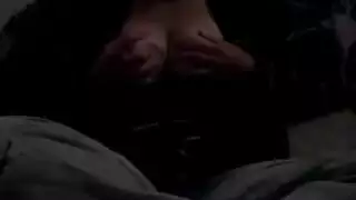 لقاء سحاقي صريح لسارة فيوري مع جارة جديدة مبللة ومستعدة