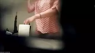 كاميرا سرية تصور ثنائي مثير مع حلوة غامضة