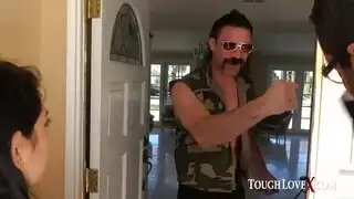 سكس اب مع بنت قذف داخل