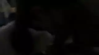 سكس عنيف: قذف على صدرها بالكامل