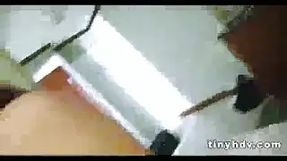 مراهقة غريبة تحصل على نيك مزدوج: أكشن إكس إكس إكس أجنبي