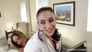 بعبصة الطبيب للمريضة