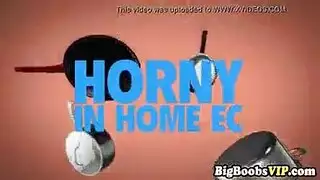 ينيك اختخ في المنزل
