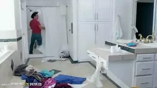 عمته شافته وهو بيتفرج علي سكس ينكها