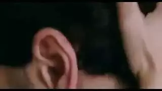 نجلاء بدر وخالد أبو النجا في مشهد قبلة إباحي صريح من نوع xxx