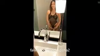 عرض استعراضي على موقع إباحي: تشجيع لولو المباشر للاستمناء