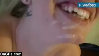 رباعية ستايسي الساخنة: حفلة جنسية منزلية صعبة