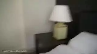 مراهقة فاجرة تبتلع قضيب صديقها الصلب