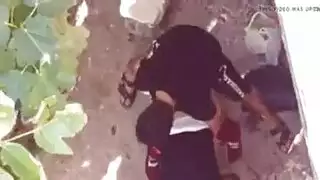 الجمال الجزائري مليكة تأخذ قضيب مراهق في حديقة عامة بورن