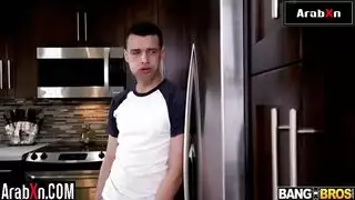 دخول مفاجئ ونيك جماعي