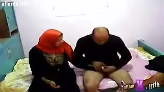 رغبات خفية: جماع محرم مع زوجة الأخ المحجبة