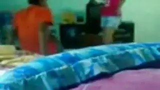 نينا كاي تريد ان تعمل عاهررة