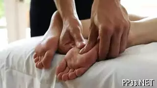 صغير ديك مثقوب حلمات فستان
