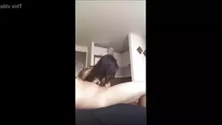 سيكس فوق الملابس