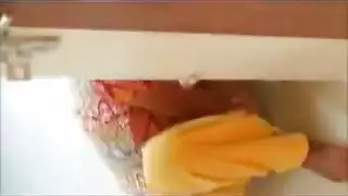فتاة ساذجة تتعرض لضرب شرجي قاسي