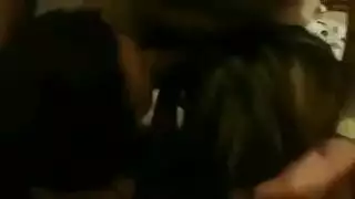 عاهرات عراقيات يمارسن الجنس الجماعي الصارخ طوال الليل