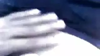 اللسان طرفة عين حزم على مثليه